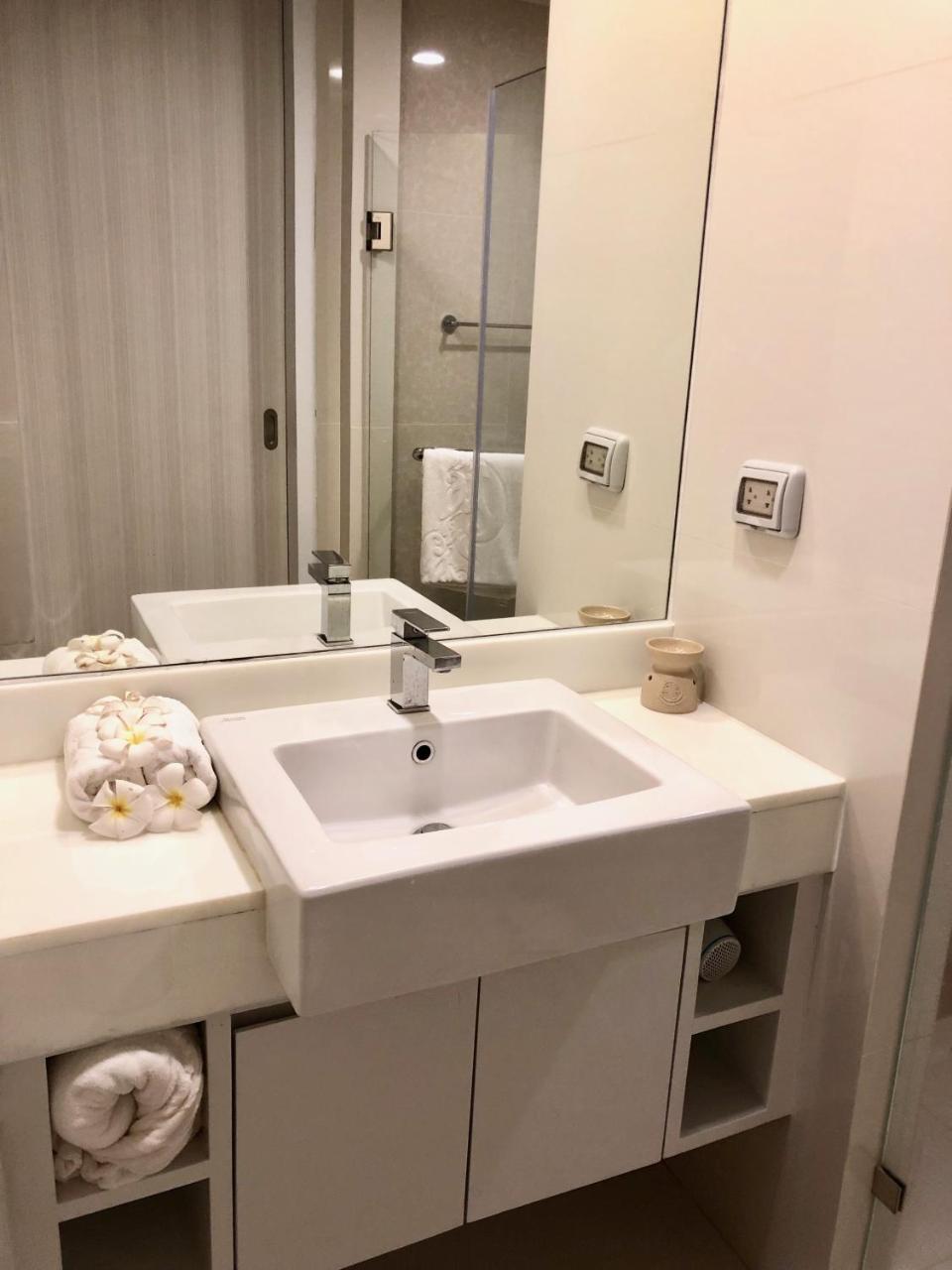 The Aristo By Holy Cow, 2-Br, 60 M2, Pool View Apartment Pantai Surin Luaran gambar